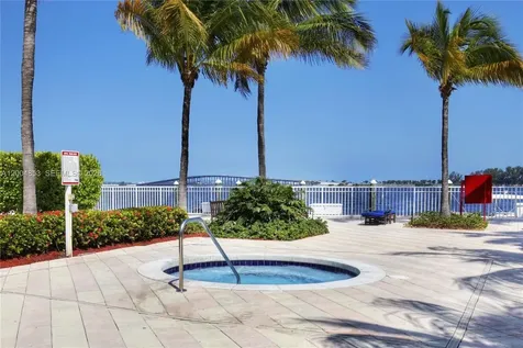 2101 Brickell Avenue Miami FL 33129