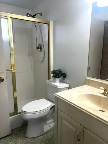 8103 Camino Real Miami FL 33143