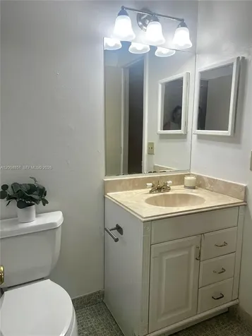 8103 Camino Real Miami FL 33143