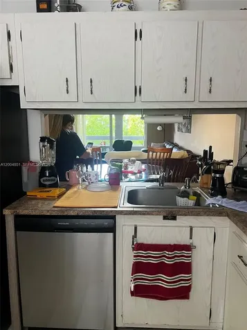 8103 Camino Real Miami FL 33143