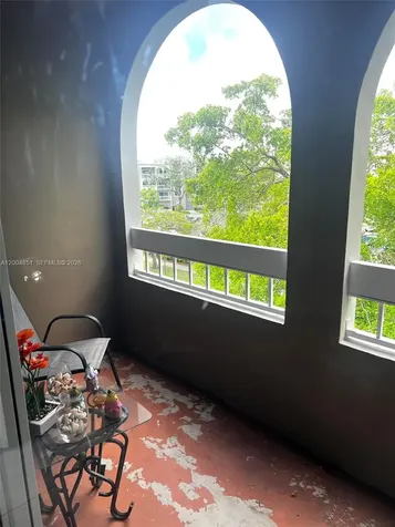 8103 Camino Real Miami FL 33143