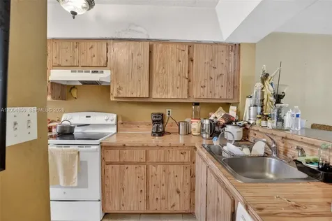 2931 SW 87th Terrace Davie FL 33328