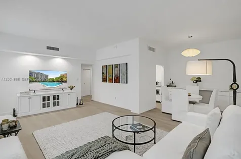 625 Biltmore Way Coral Gables FL 33134