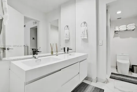 625 Biltmore Way Coral Gables FL 33134