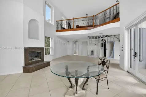 10161 N Lake Vista Circle Davie FL 33328