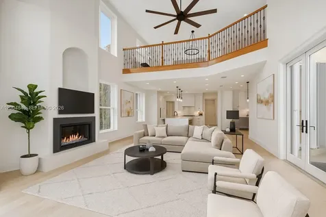 10161 N Lake Vista Circle Davie FL 33328