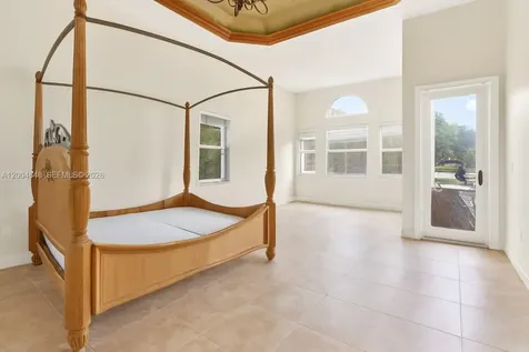 10161 N Lake Vista Circle Davie FL 33328