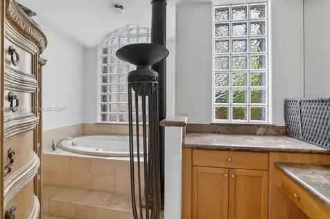 10161 N Lake Vista Circle Davie FL 33328