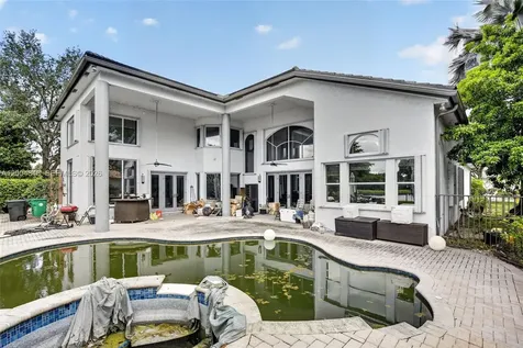 10161 N Lake Vista Circle Davie FL 33328
