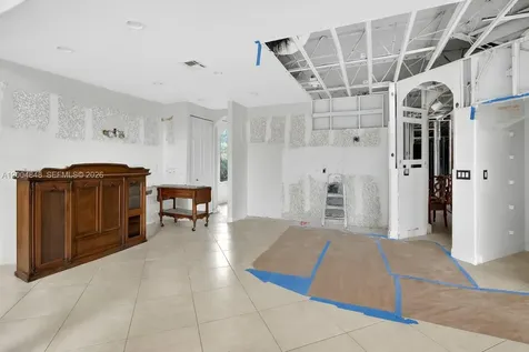 10161 N Lake Vista Circle Davie FL 33328