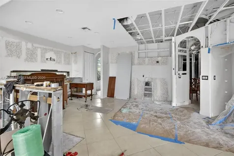 10161 N Lake Vista Circle Davie FL 33328