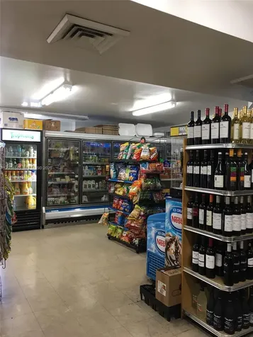 5077 NW 7th Street Miami FL 33126