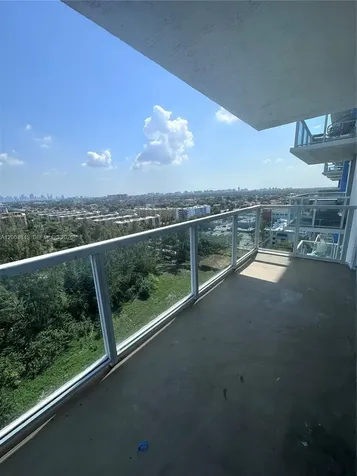 5077 NW 7th Street Miami FL 33126