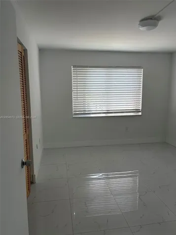 1401 NE 191st Street Miami FL 33179