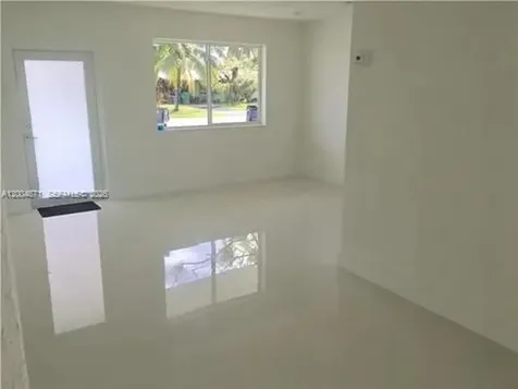 4242 SW 98th Avenue Miami FL 33165