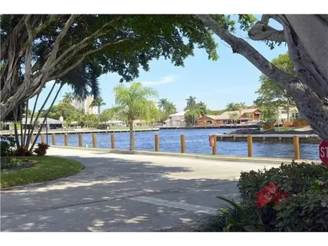 6207 Bay Cub Drive Fort Lauderdale FL 33308
