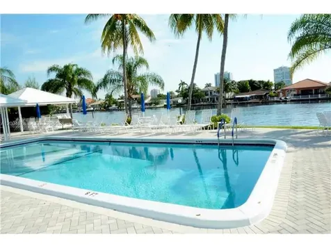 6207 Bay Cub Drive Fort Lauderdale FL 33308