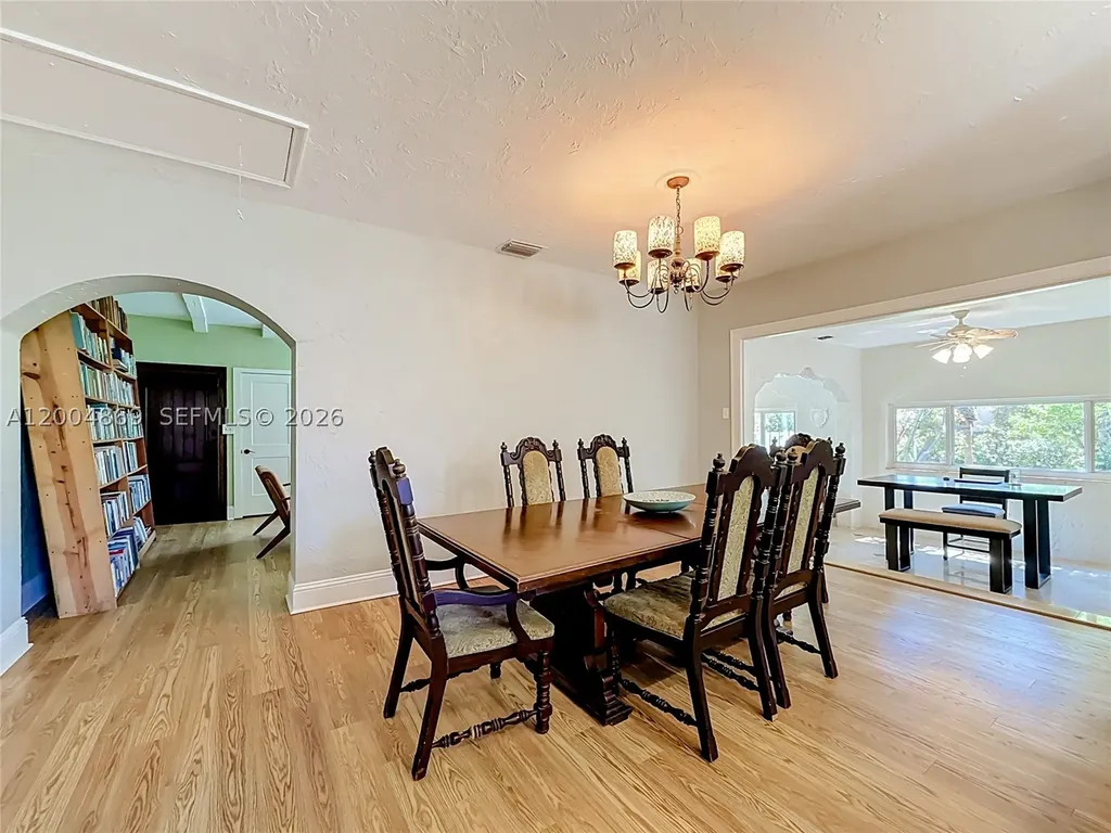 1029 Harrison Street Hollywood FL 33019