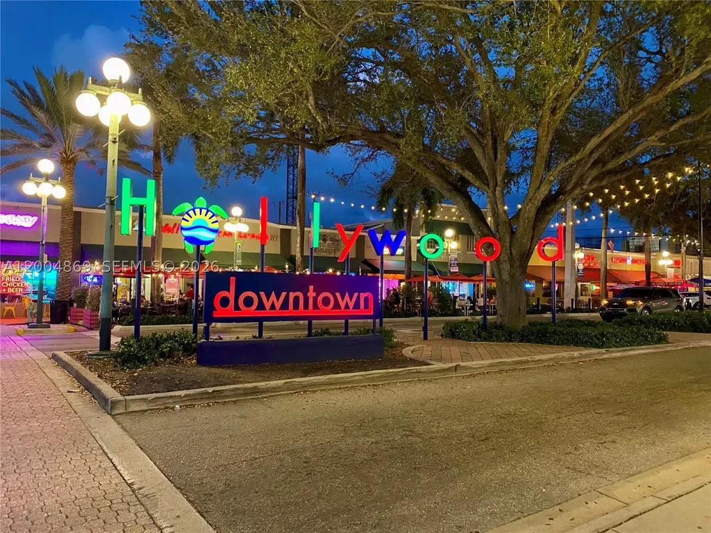 1029 Harrison Street Hollywood FL 33019