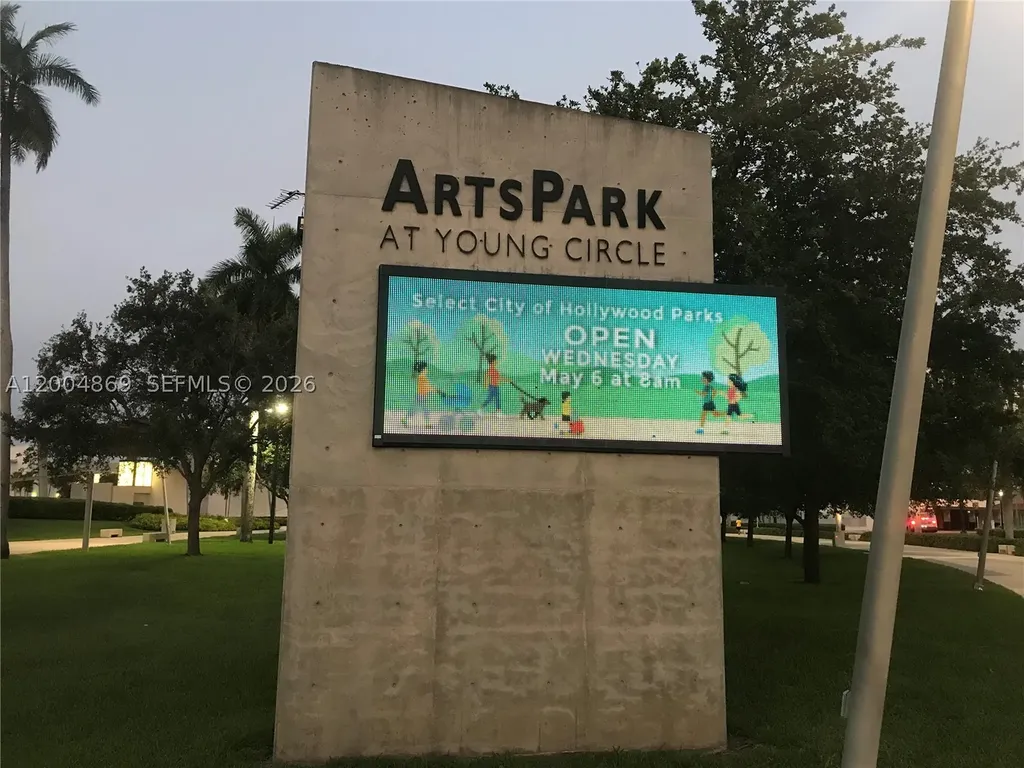 1029 Harrison Street Hollywood FL 33019