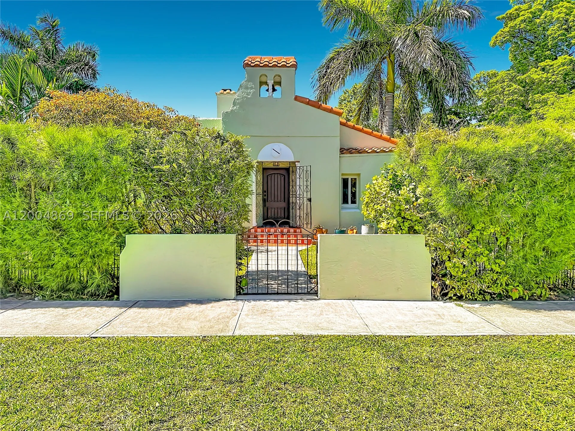 1029 Harrison Street Hollywood FL 33019