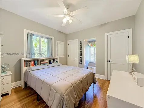 1029 Harrison Street Hollywood FL 33019