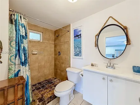 1029 Harrison Street Hollywood FL 33019