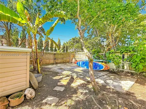 1029 Harrison Street Hollywood FL 33019