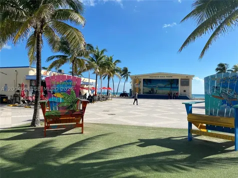 1029 Harrison Street Hollywood FL 33019