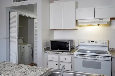 1727 W Meadows Circle W Boynton Beach FL 33436