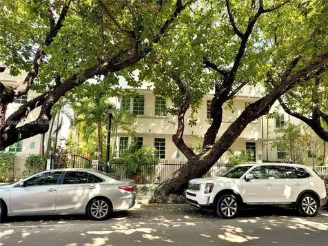 349 Meridian Avenue Miami Beach FL 33139