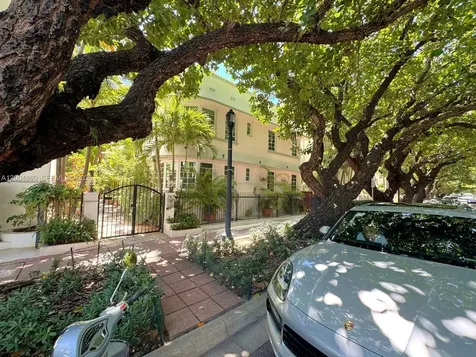 349 Meridian Avenue Miami Beach FL 33139