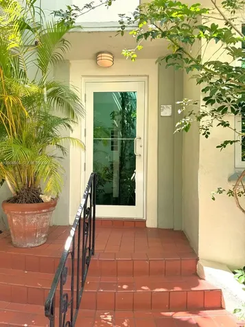 349 Meridian Avenue Miami Beach FL 33139