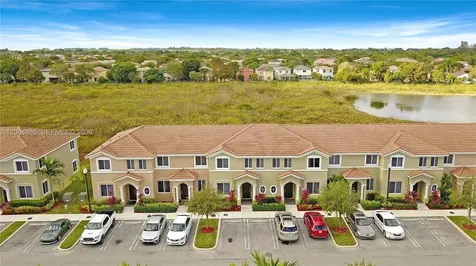1052 SE 23rd Avenue Homestead FL 33035
