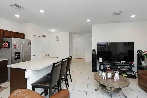 1052 SE 23rd Avenue Homestead FL 33035