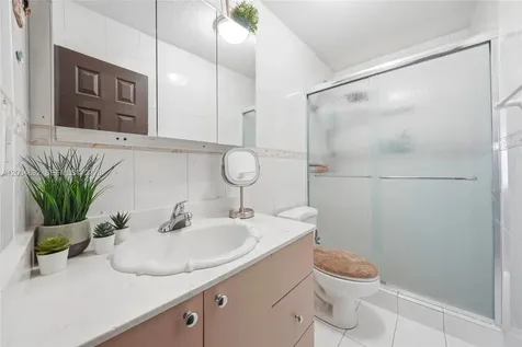1789 W 72nd Street Hialeah FL 33014