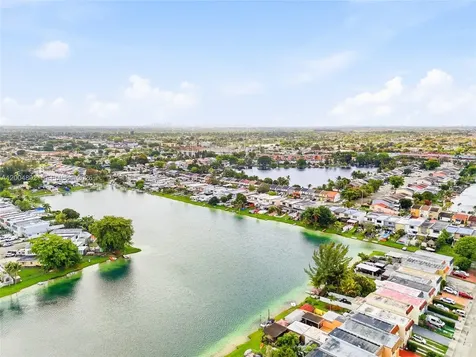 1789 W 72nd Street Hialeah FL 33014