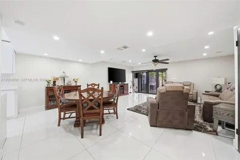 1789 W 72nd Street Hialeah FL 33014