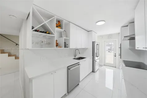1789 W 72nd Street Hialeah FL 33014