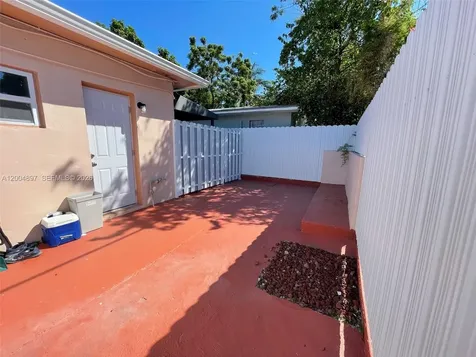 1450 SW 6th Street Miami FL 33135