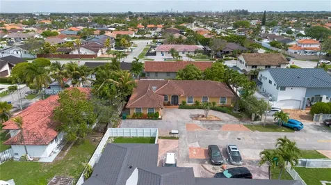 13911 SW 18th Terrace Miami FL 33175