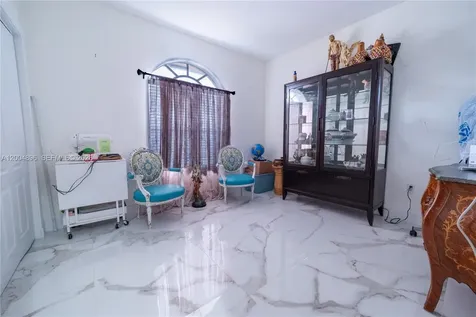 13911 SW 18th Terrace Miami FL 33175