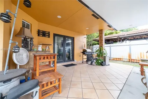 13911 SW 18th Terrace Miami FL 33175