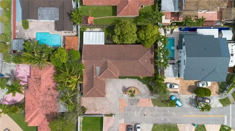 13911 SW 18th Terrace Miami FL 33175