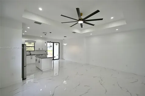 4107 13 Street SW Lehigh Acres FL 33976
