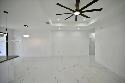 4107 13 Street SW Lehigh Acres FL 33976