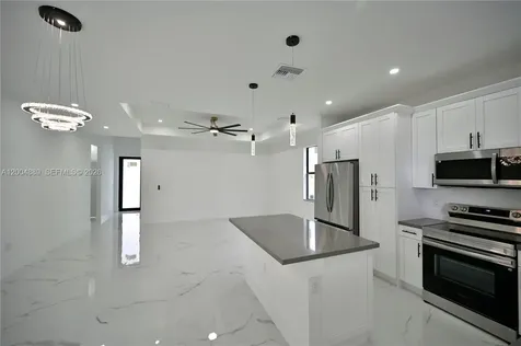 4107 13 Street SW Lehigh Acres FL 33976