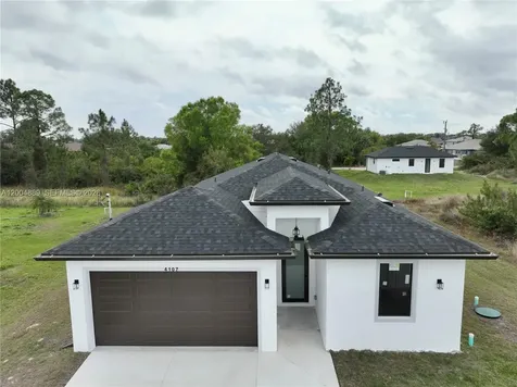 4107 13 Street SW Lehigh Acres FL 33976