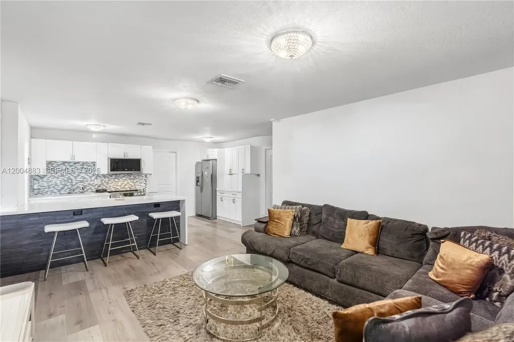 2125 NW 27th Lane Fort Lauderdale FL 33311