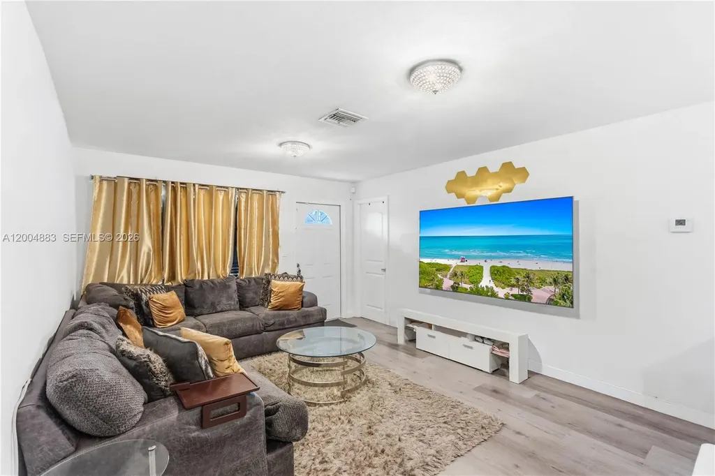 2125 NW 27th Lane Fort Lauderdale FL 33311